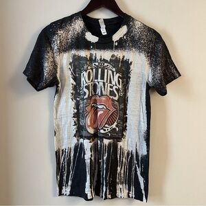 Rolling Stones Paint Splattered Graphic Tee Size Small Short Sleeves